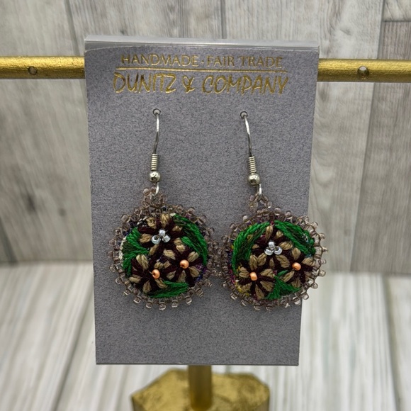Handmade Jewelry - Handmade•Fair Trade Dunitz & compañía seed bead embroidery  Earrings